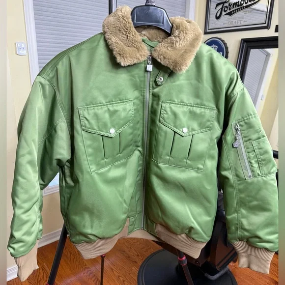 GORGEOUS JORDAN RENEGADE WOMEN’S JACKET !!! - Picture 8 of 13